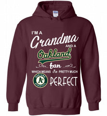 I'M A Grandma And A Oakland Athletics Fans Gift Hoodie - zezetee