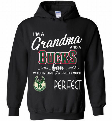 I'M A Grandma And A Milwaukee Bucks Fans Perfect Hoodie - zezetee
