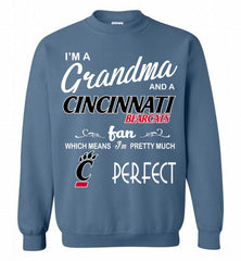 I'M A Grandma And A Cincinnati Bearcats Fan Crewneck Sweatshirt - zezetee
