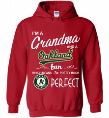 I'M A Grandma And A Oakland Athletics Fans Gift Hoodie - zezetee