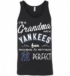I'M A Grandma And A New York Yankees Fans Gift Tank