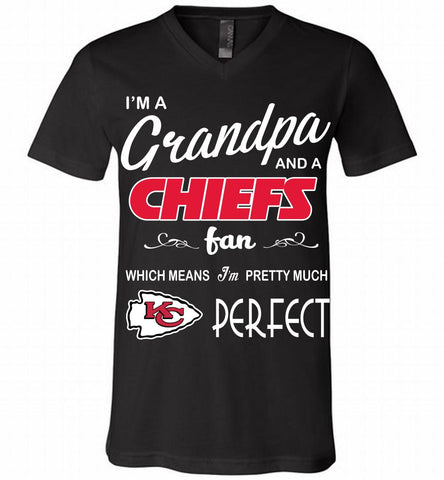 I'M A Grandpa And A Kansas City Chiefs Pretty Much Perfect V-Neck Shirt - zezetee