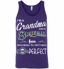 I'M A Grandma And A Milwaukee Brewers Fans Gift Tank - zezetee