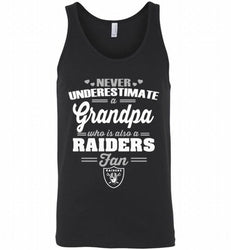 NEVER UNDERESTIMATE A GRANDPA WHO IS ALSO A RAIDERS FAN GILDAN CREWNECK PULLOVER GIFT Tank