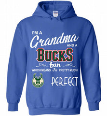 I'M A Grandma And A Milwaukee Bucks Fans Perfect Hoodie - zezetee