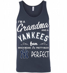 I'M A Grandma And A New York Yankees Fans Gift Tank - zezetee