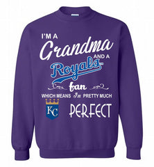 I'M A Grandma And A Kansas City Royals Fans Gift Crewneck Sweatshirt - zezetee