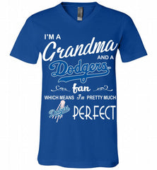 I'M A Grandma And A Los Angeles Dodgers Fans Gift V-Neck Shirt - zezetee