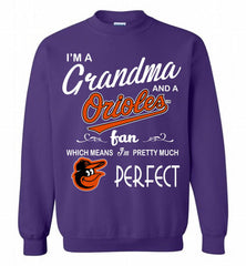 I'M A Grandma And A Baltimore Orioles Fans Gift Crewneck Sweatshirt - zezetee