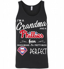 I'M A Grandma And A Philadelphia Phillies Fans Gift Tank - zezetee