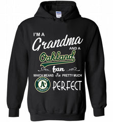 I'M A Grandma And A Oakland Athletics Fans Gift Hoodie - zezetee