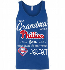 I'M A Grandma And A Philadelphia Phillies Fans Gift Tank - zezetee